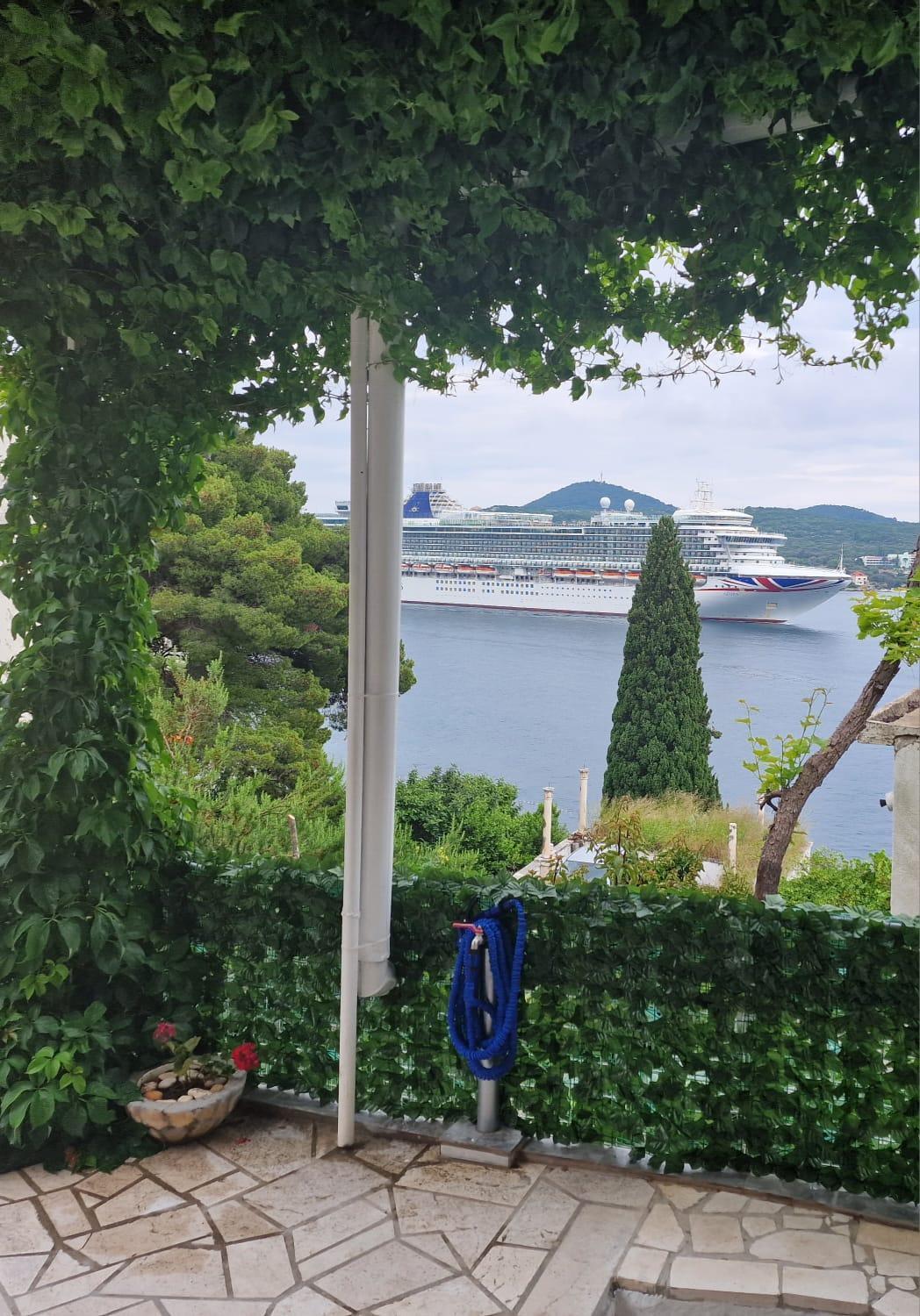 Apartment Ana Lozica With Terrace Dubrovnik Exterior photo